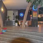 Rose Garden Lejlighedshotel 3*
