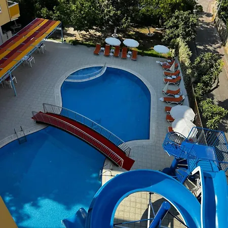 Rose Garden 公寓式酒店 阿拉尼亚