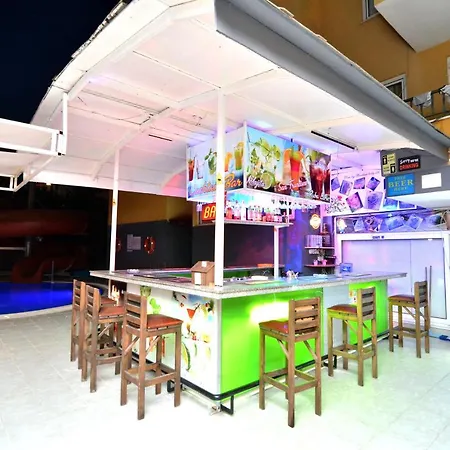 Rose Garden 公寓式酒店 2*