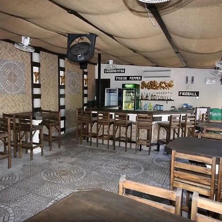 公寓式酒店 Rose Garden 阿拉尼亚
